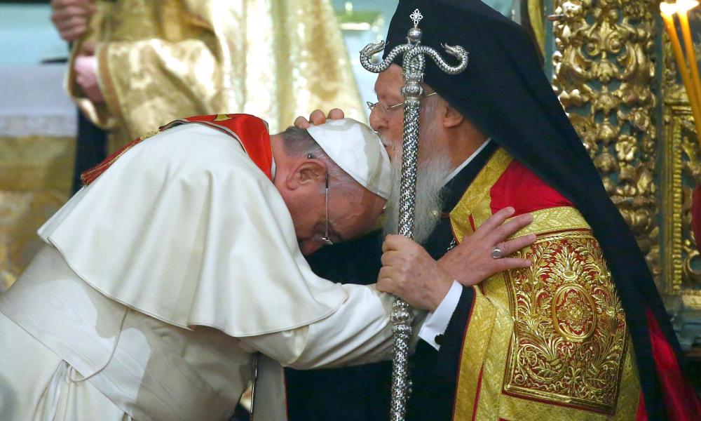 Vizita dezmințită a Patriarhului sârb și pretențiile papiste ale Fanarului