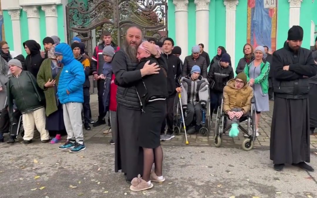 VIDEO | Complexul Monahal Bănceni călcat de forțele SBU sub pretextul unor „percheziții”