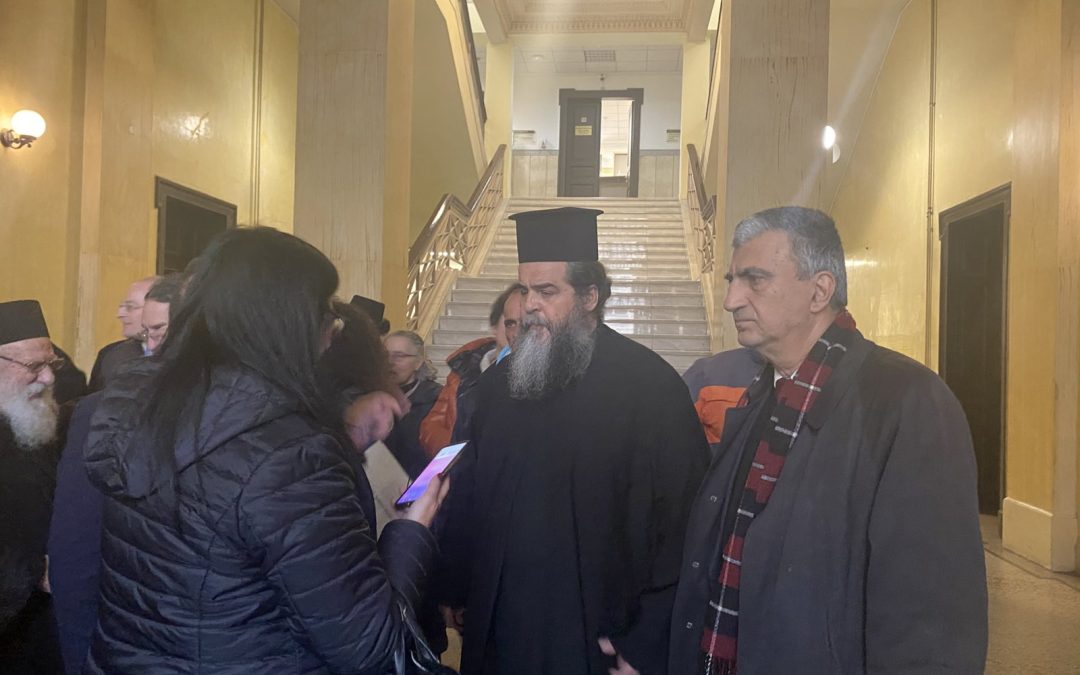 Decizie finală de achitare a Pr. Anastasie Gotsopoulos pentru acuzația că a slujit în pandemie Sfânta Liturghie